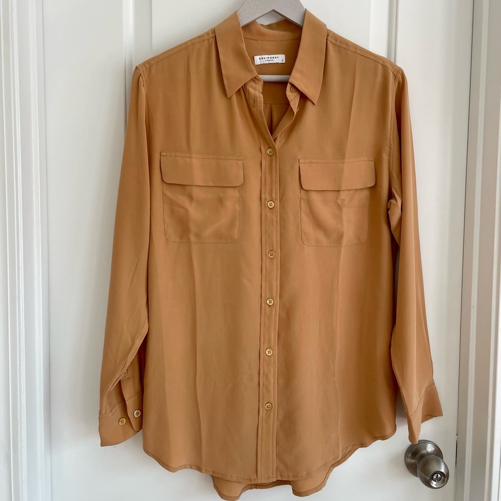 New Equipment Signature long sleeve Silk Blouse in Dune S
